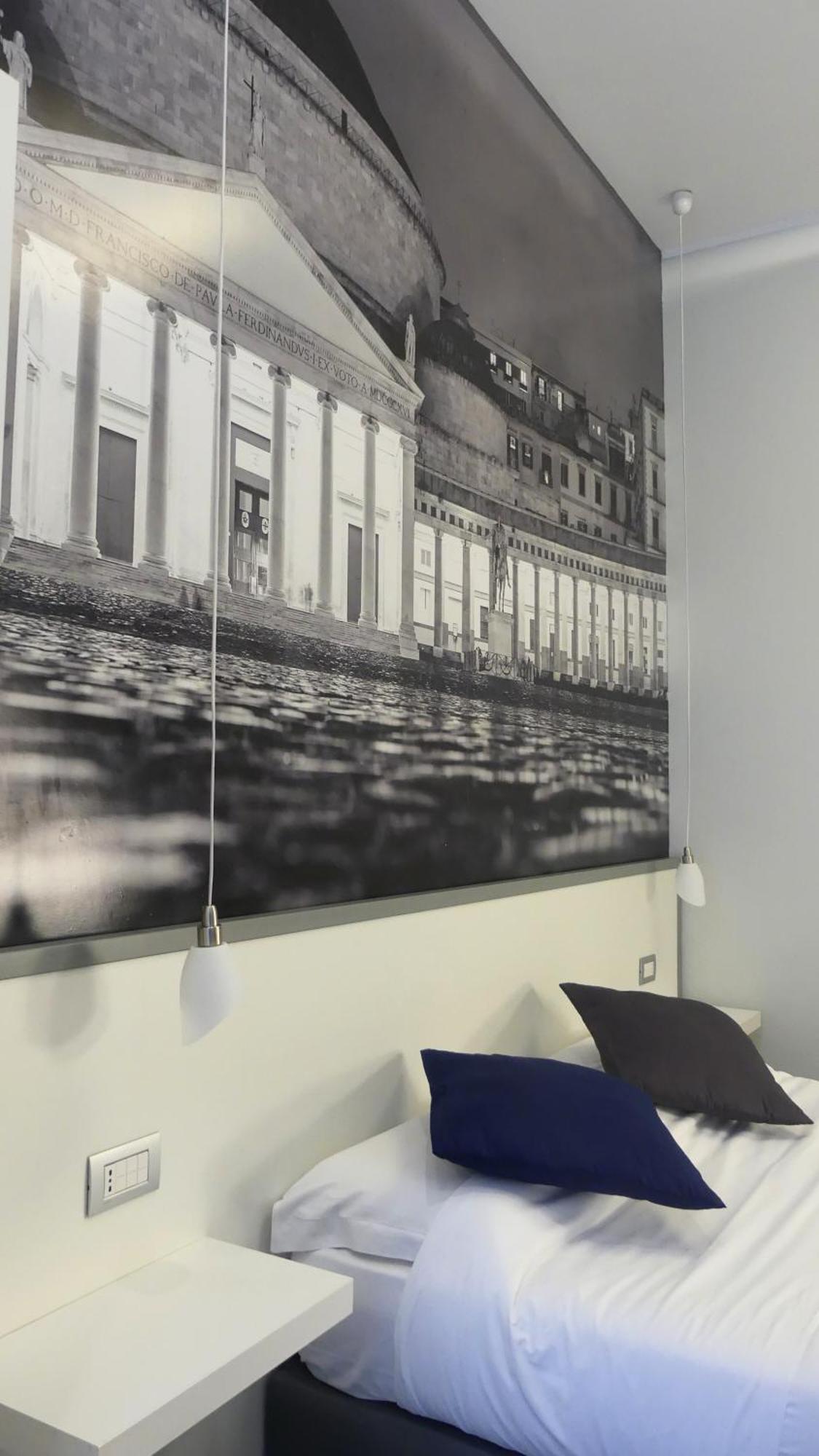 Beverello Rooms Neapel Exterior foto