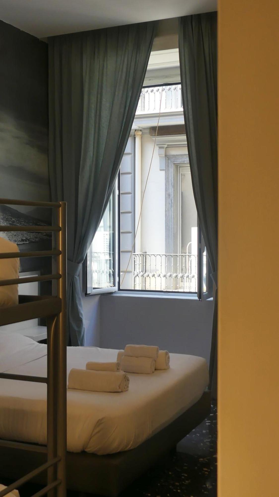 Beverello Rooms Neapel Exterior foto